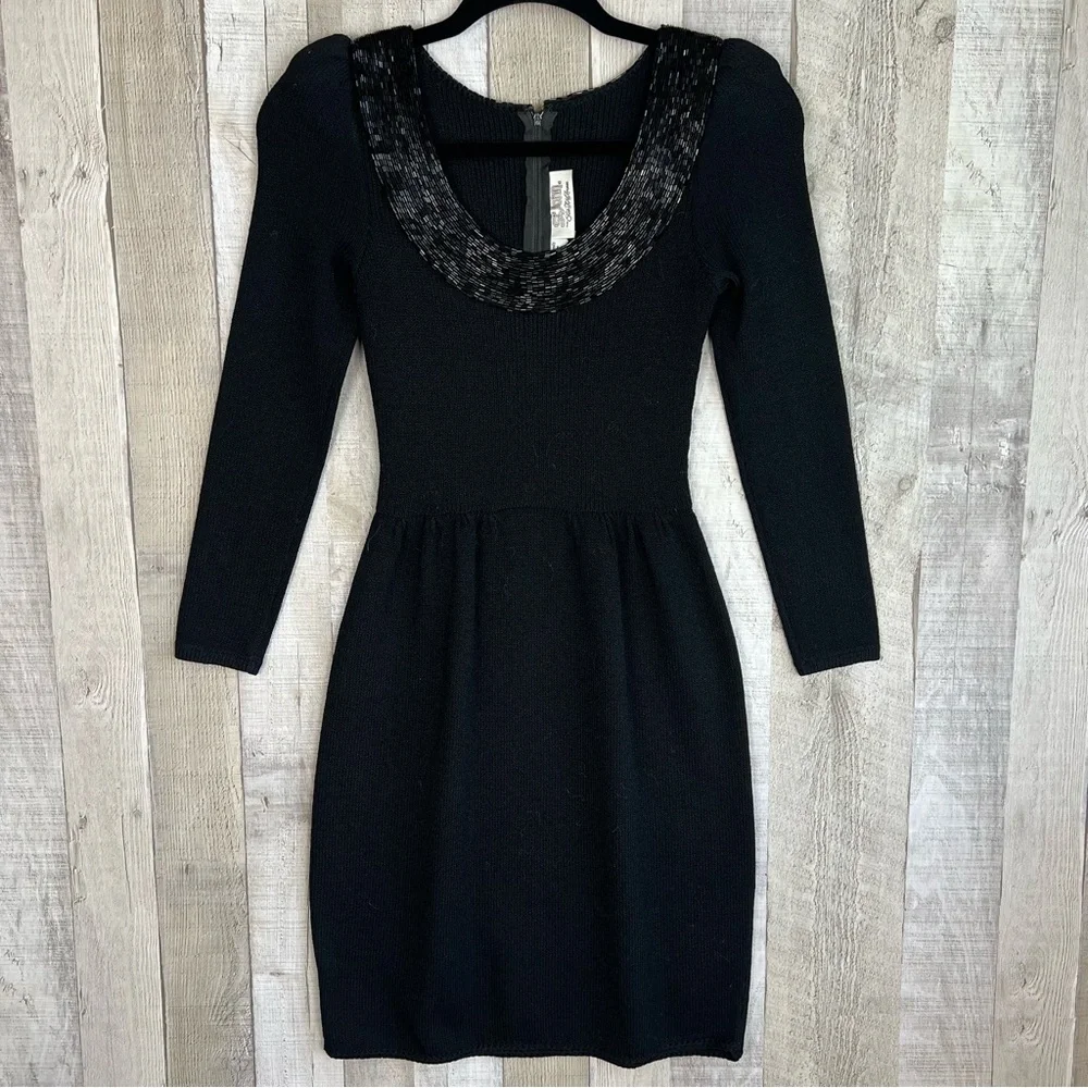 Vintage ST JOHN Lillie Rubin Black
Santana Puff Sleeve Beaded Trim Evening
Dress - Picture 5 of 9